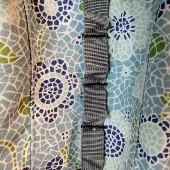 L L Bean Backpack Blue Floral Mesh Pockets Padded Straps - Picture 8 of 15